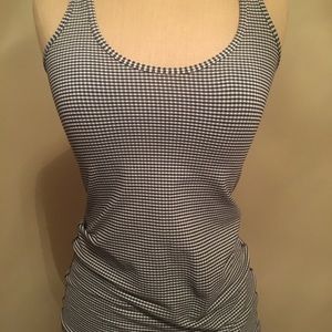 Lululemon cool racer back top size 4